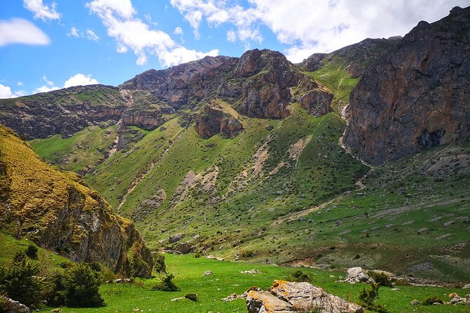 3-Day Hiking & Trekking Tour Remote Villages in Guba Azerbaijan - The human side: homestay meals and mountain communities