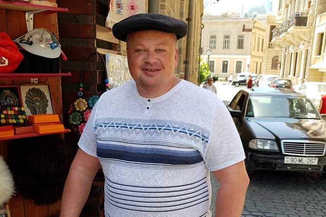 4 Hour Private Baku City Tour with Professional Guide - Starting with Baku’s oil story