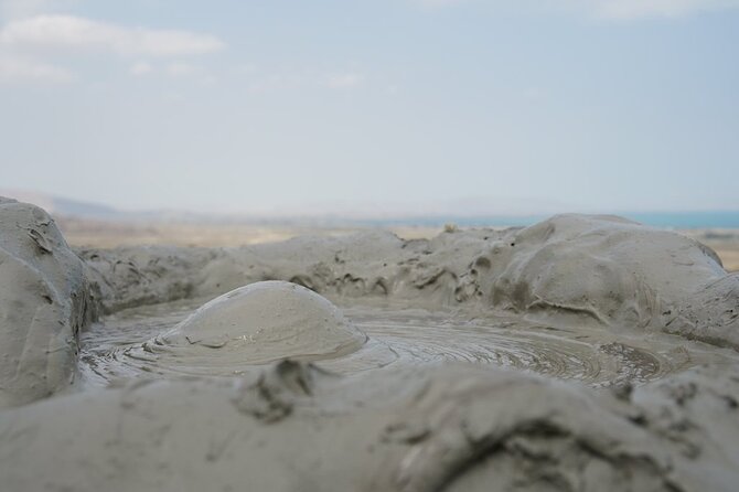 4x4 Jeep Tour - Secrets of Gobustan and Mud Volcanoes - Kichik Dash brings the 4x4 into its own