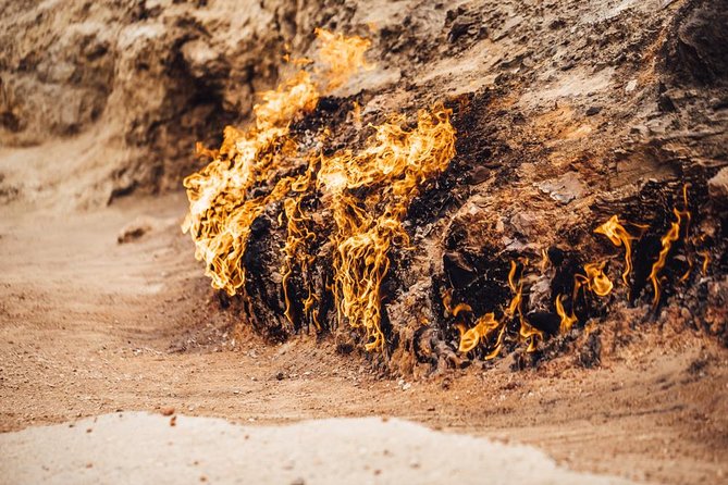 All inclusive! Qobustan, Mud Vulcano, Ateshgah & Yanardag Fire Mountain Tour - Why this route makes sense from Baku