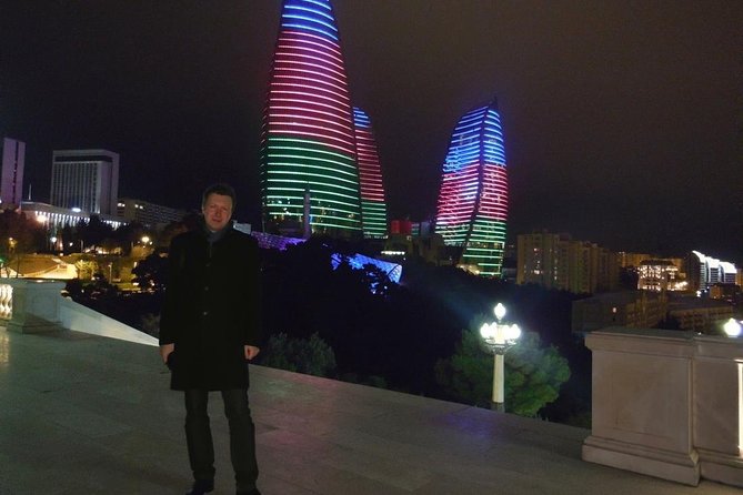 Baku by Night: Small-Group Walking Tour - Seeing the Flame Towers from their best angle