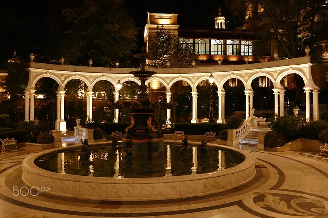 Baku City Sights Guided Night Walking Tour with Funicular - Riding the funicular to Highland Park