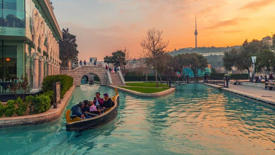 Baku City Tour: Explore the Heart of Azerbaijan - Flame Towers and the image of modern Baku