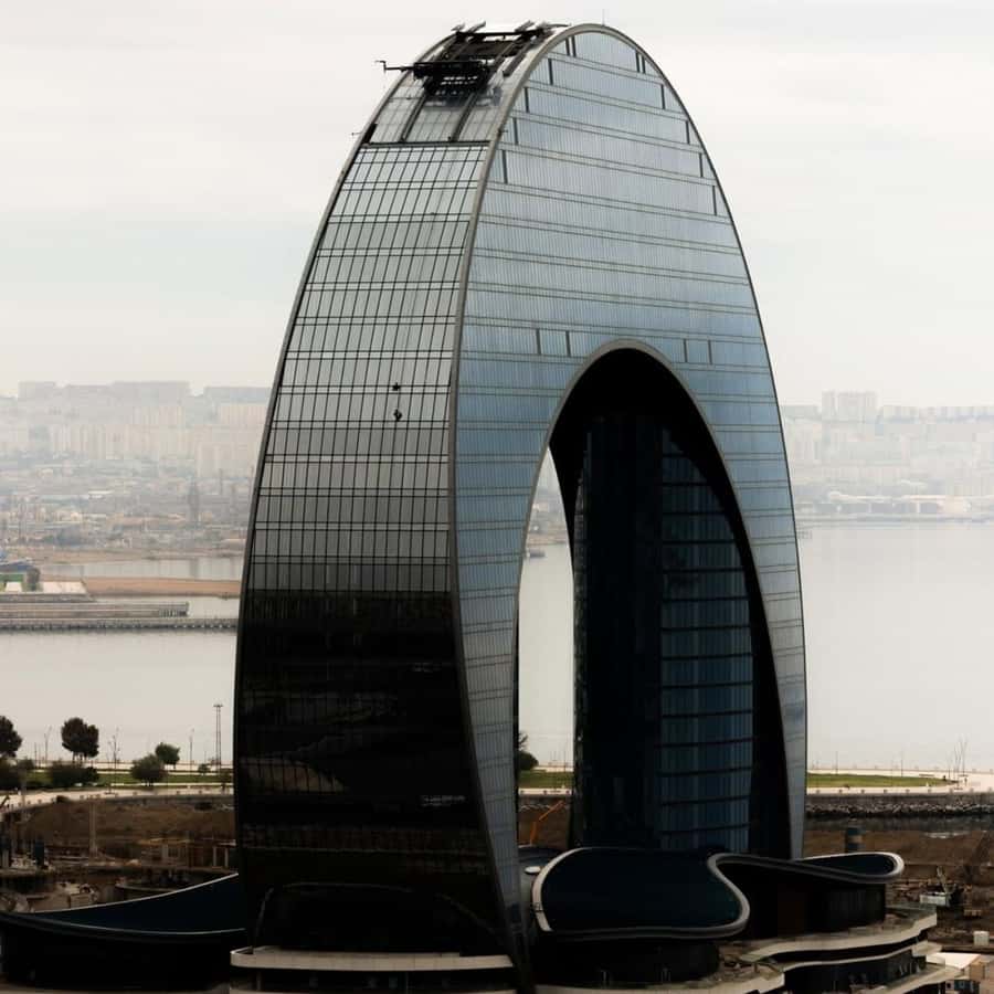 Baku City Tour: Explore the Heart of Azerbaijan - Nizami Street and the return to the Old City