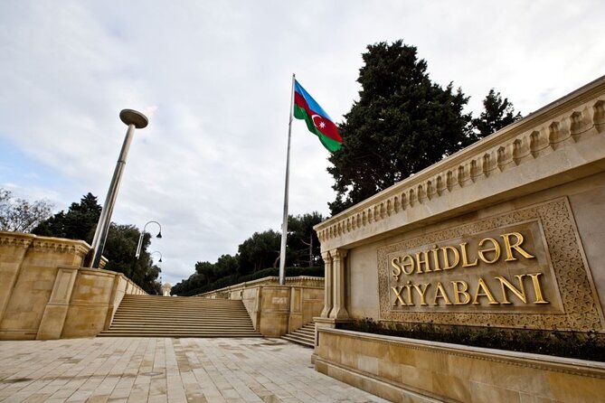 Baku City Tour with Guide Admission Include - Shirvanshah Palace and medieval Baku