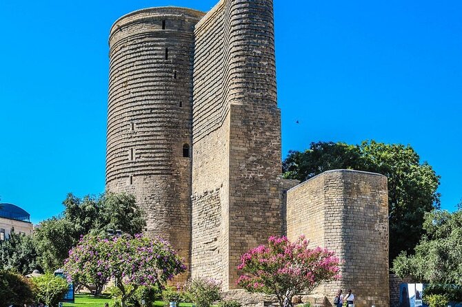 Baku City Tour with Heritage Tours / All Entrance Fees Inc - Walking through the Inner City’s small treasures