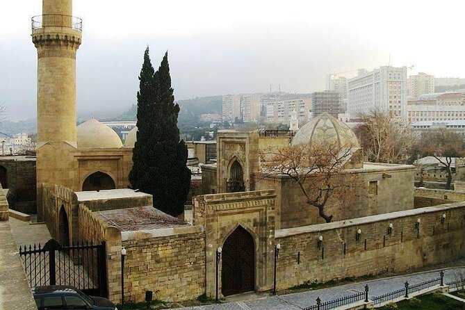 Baku City Tour with Heritage Tours / All Entrance Fees Inc - Carpet traditions in a modern museum