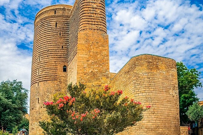 Baku City tours, Guide, Full Day Tour in Baku - Little Venice is a short, cheerful photo stop