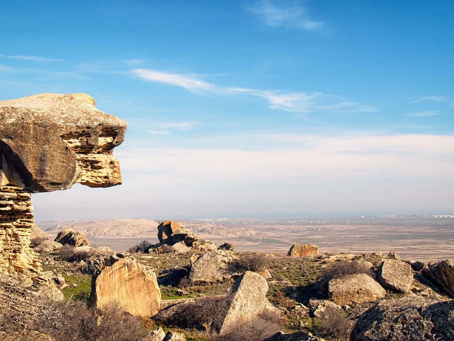 Baku: Gobustan/Absheron guided tour with lunch and tickets - What the price really means