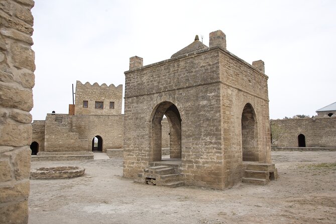 Baku Gobustan and Absheron guided tour + Free Airport Transfer - Ateshgah Fire Temple: faith built around flame