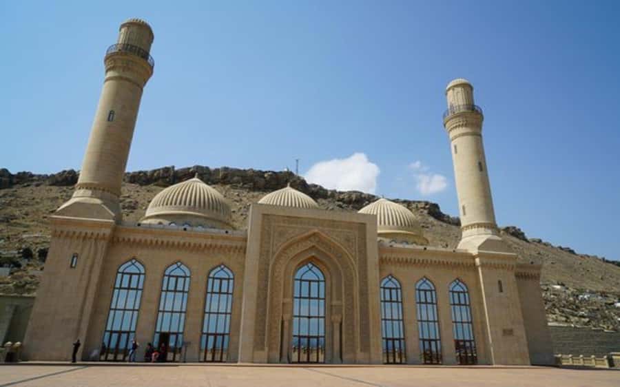 Baku: Gobustan, Mud Volcano, Fire Mount, Temple Lunch Entry - Mud volcanoes bring the most unusual ride