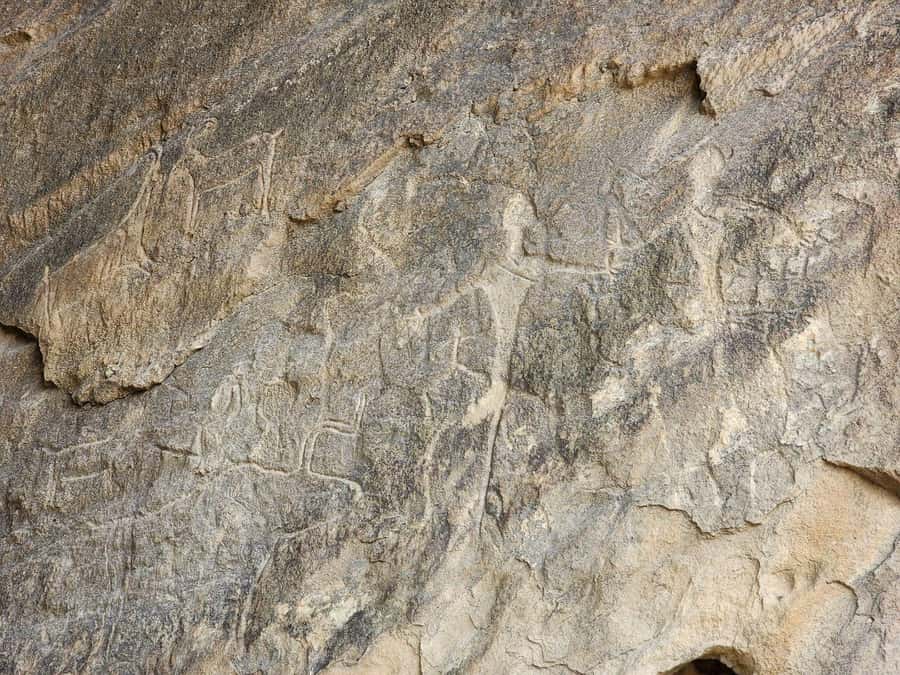 Baku: Gobustan, Mud Volcano, Fire Mount, Temple Lunch Entry - Yanar Dag is small, strange, and worth seeing