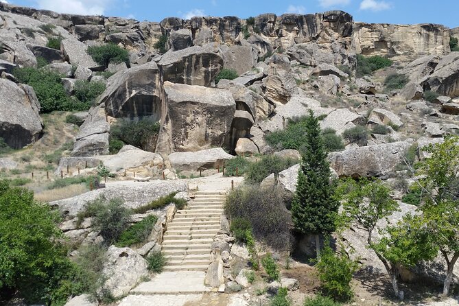 Baku: Gobustan, Mud Volcano, Fire Temple & Burning Mountain - Why this Baku day trip covers so much