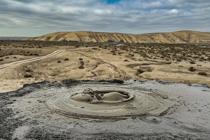 Baku: Gobustan, Mud Volcano, Fire Temple & Burning Mountain - The 1846 oil-well stop