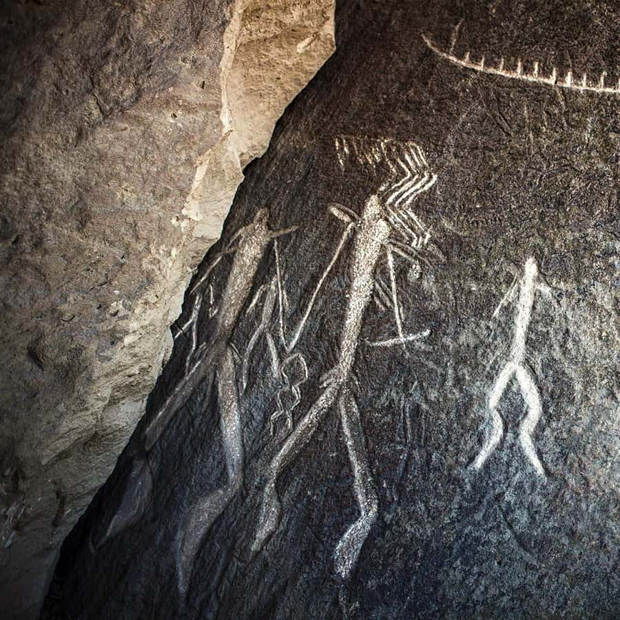 Baku: Gobustan, Mud Volcanoes, Fire Temple, & Yanar Dag Tour - Guide quality and vehicle comfort