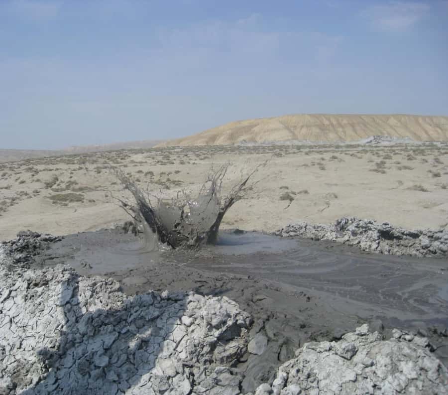 Baku:Gobustan Mud Volcanoes Temple & Entry tickets included - Transport, timing, and group size