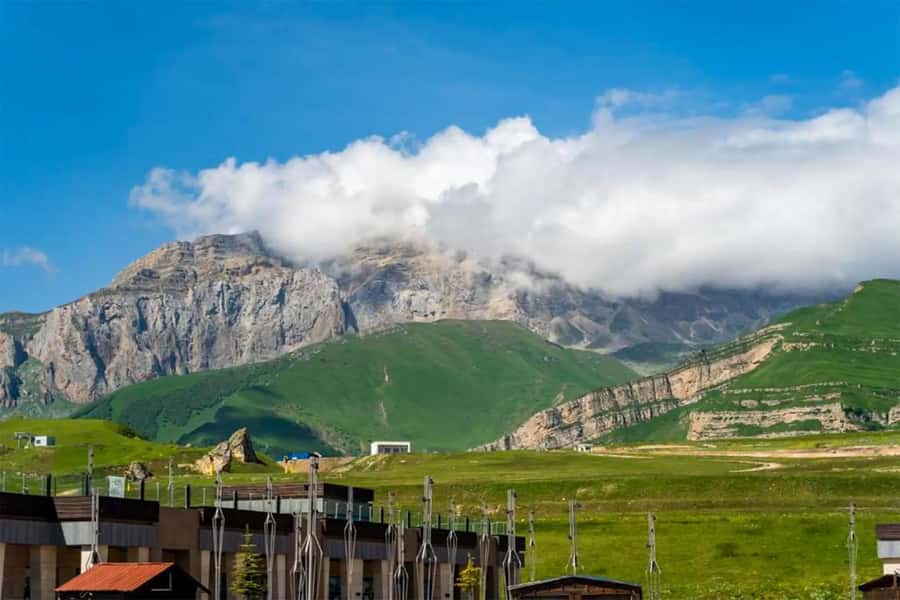 Baku: Guba, and Shahdag Adventure - Red Village, an unusual cultural stop