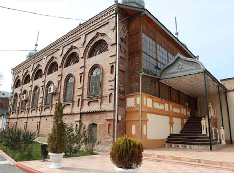 Baku: Guba & Sahdag Tour Lunch included and Laza Waterfall - Shahdag Resort: rides, snow, and free time
