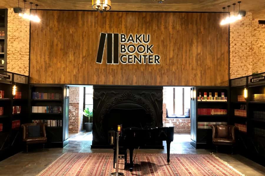 Baku Guided Night Tour - Guides make the difference