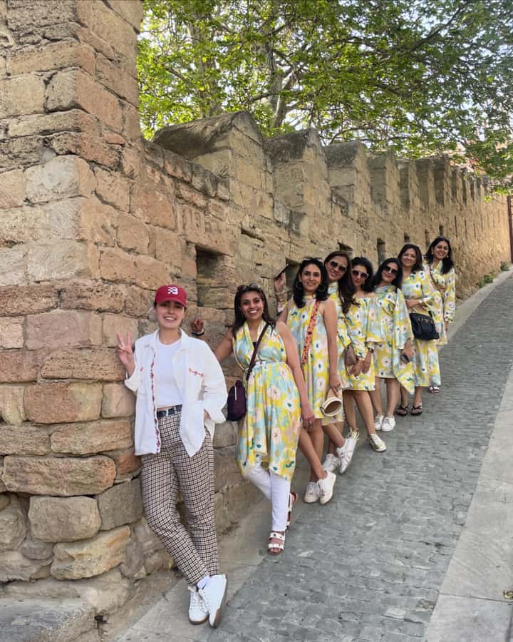 Baku: Historic and Modern Baku Tour ( Day & NIght Tour) - Timing, closures, and practical limits