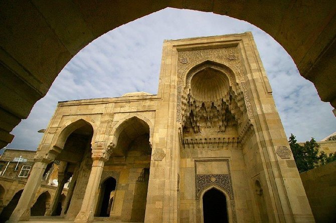 Baku Old City Tour - Aga Mikayil and a Smaller Old City Pause