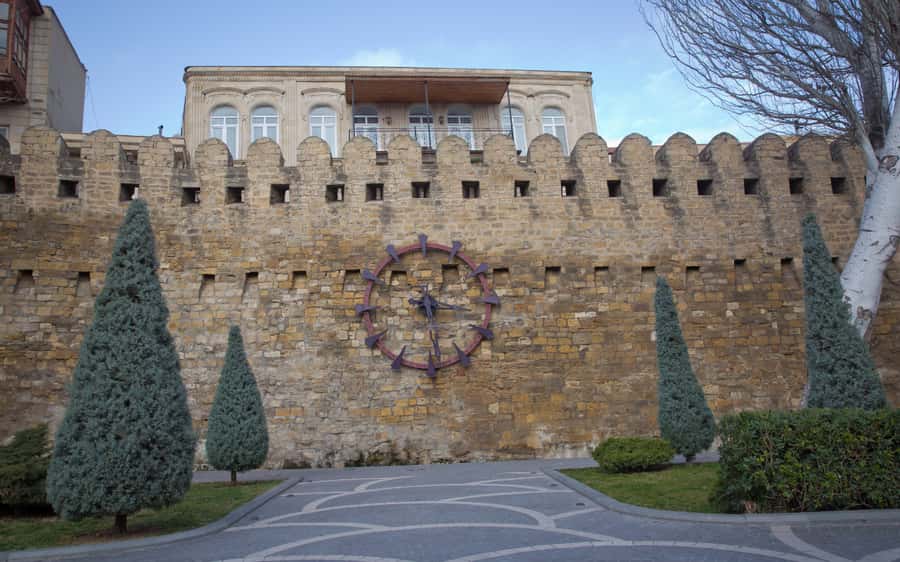 Baku Old City Tour by Heritage Travel - What the guide adds to a $12 walk