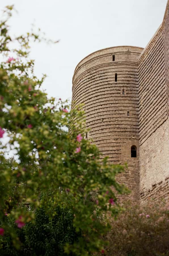 Baku Old City Wonders: A Walking Tour Through Time - Alleys, courtyards, and old trading routes