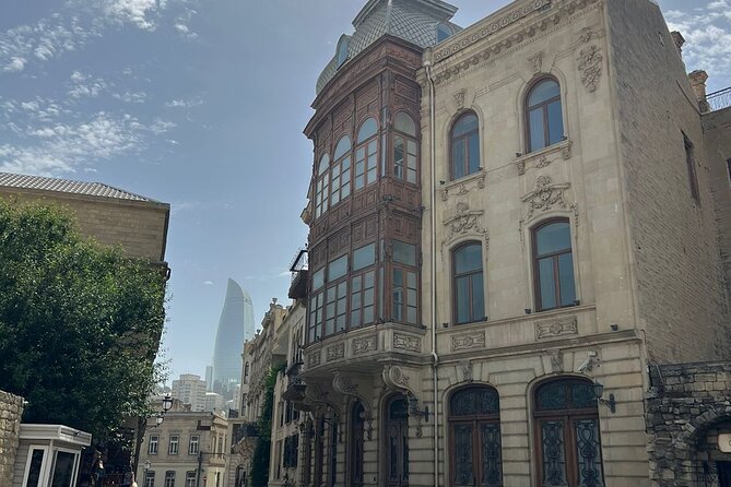 Baku's Ancient Heart - Art on the walls and the Palace of the Shirvanshahs
