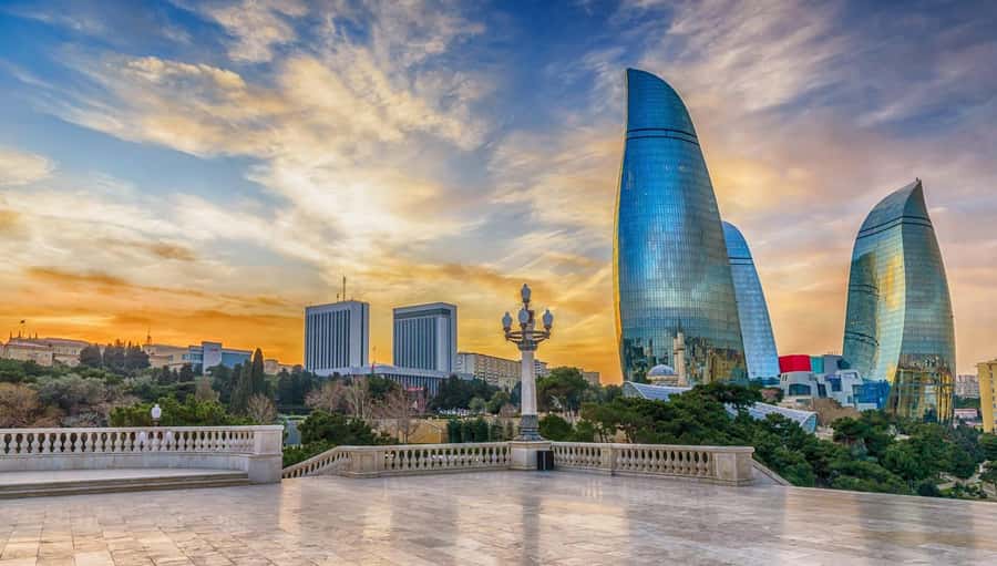 Best of Baku: 4-Hour City Tour Historic and Modern Landmarks - Carpet Museum and the waterfront promenade
