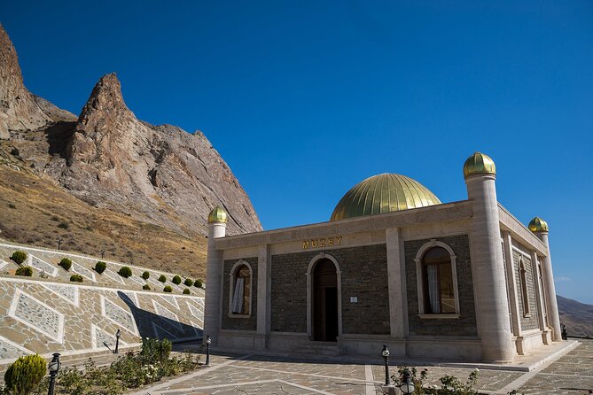 Day Tour from Nakhchivan to Alinja Castle, Ashabi Kahf and Khanegah Tomb - Key points to know before booking