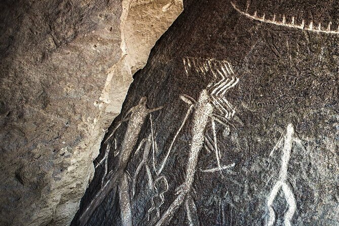Discover Gobustan and Absheron History, Mud Volcanoes and Nature - Why this Baku day trip covers so much ground