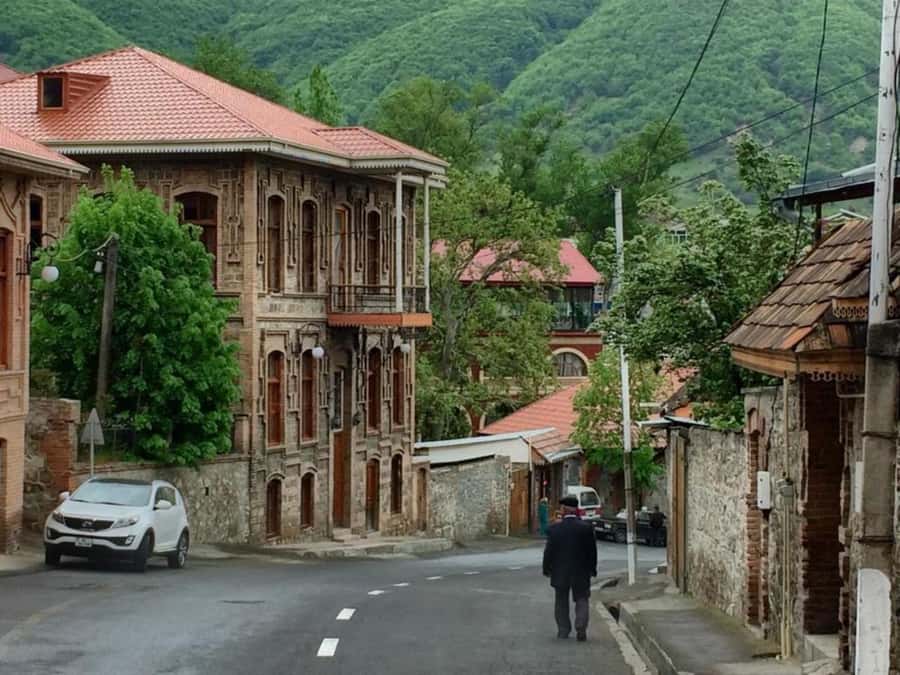 From Baku: 2-Day Private Tour to Sheki with Overnight Stay - From Baku to Shamakhi’s Juma Mosque