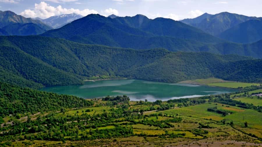 From Baku: Shamakhi, Ismailli, Gabala and Sheki Day Tour - Ismayilli and the hanging bridge
