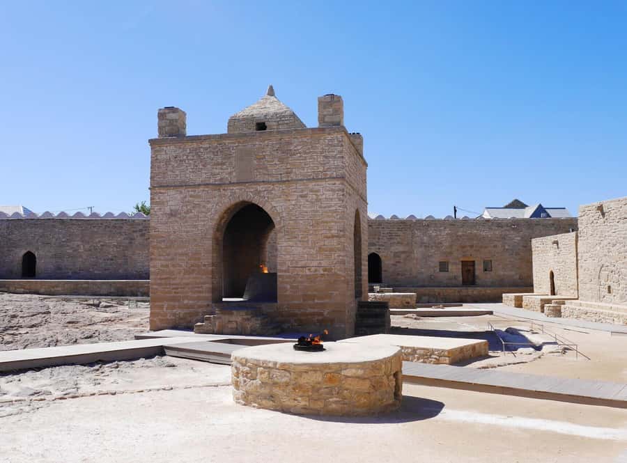 From Baku: Yanar Dag, Gobustan and Absheron Day Trip - Why this Baku day trip has such a wide range