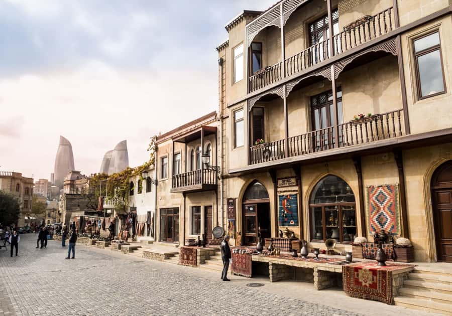Full-Day City Tour of Baku with Azerbaijani Lunch - Key points to know before booking