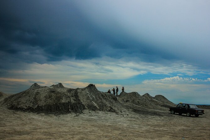 Gobustan and Mud volcanoes PRIVATE TOUR - What the private format is really worth at $79