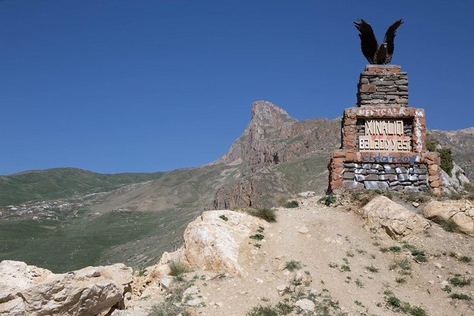 Guba & Khinaliq tour - The mountain road to Khinaliq and its photo stops