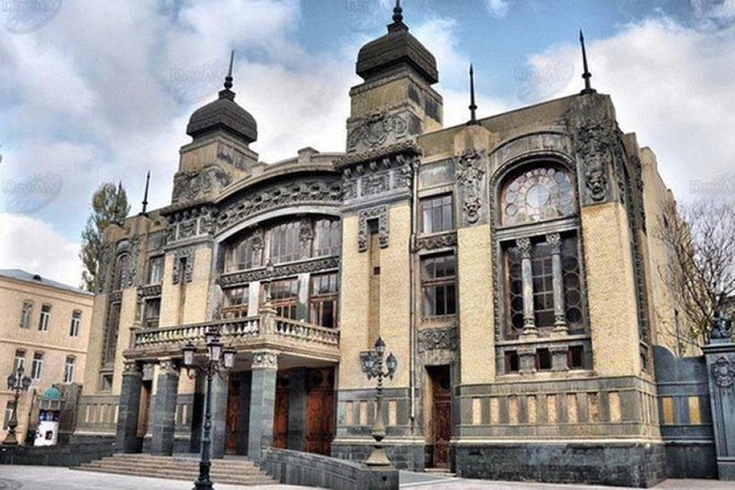 Half-Day Baku Private Walking Tour with Pickup - Philarmonia Garden and the city beyond the walls