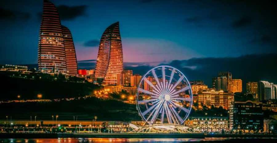 Night Lights of Baku: Guided Tour - Highland Park gives you the opening panorama