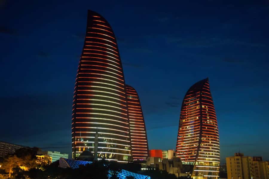 Night Lights of Baku: Guided Tour - Meeting at the Old City’s Double Gates