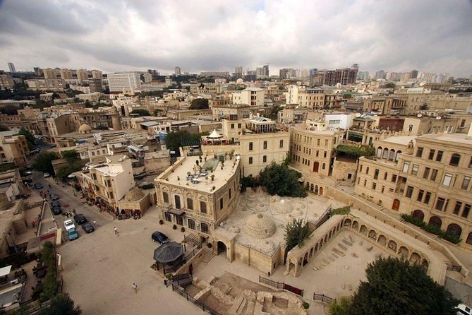 Old City Walking Tour - The Shirvanshahs Palace takes the center stage
