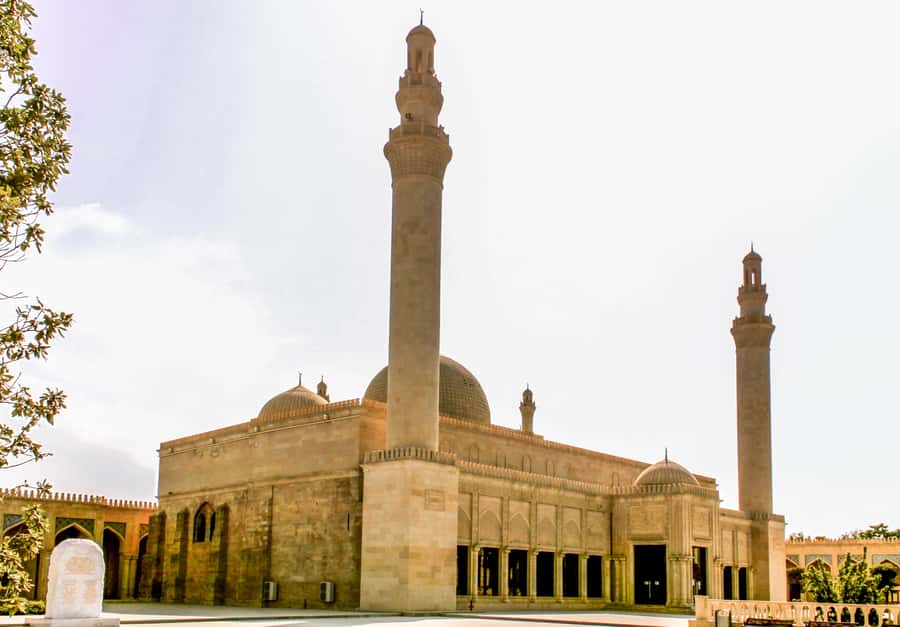 Private Tour to Shemakhi & Lahij From Baku - The walking and mobility question