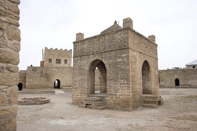 Qobustan Absheron Full Day Tour - Ateshgah Fire Temple: where flame became sacred