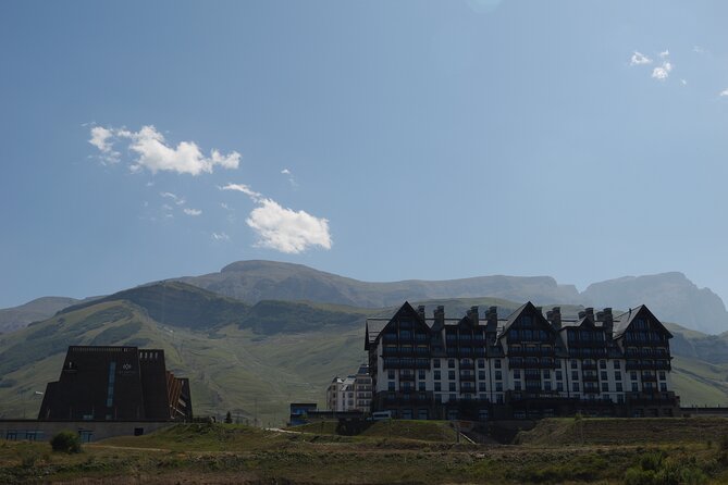 Shahdag Majesty of the Caucasus Unforgettable 2 Day in Azerbaijan - Leaving Baku for the Caucasus