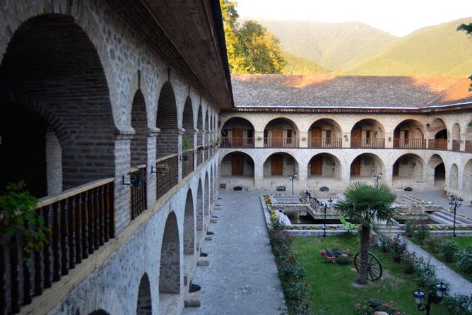 Sheki tour with overnight - Timing, clothing, and what to bring